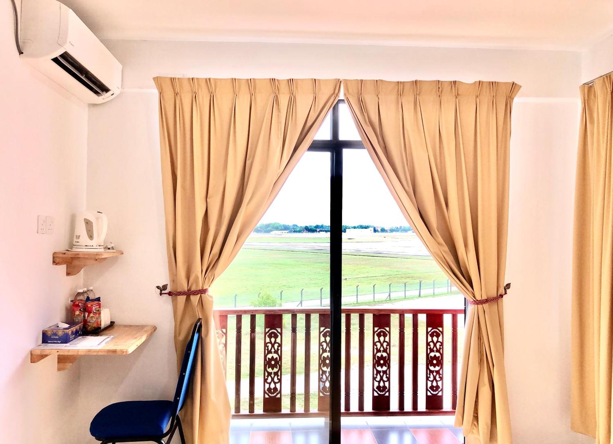 Am Transit Inn, Kuala Terengganu Exterior foto